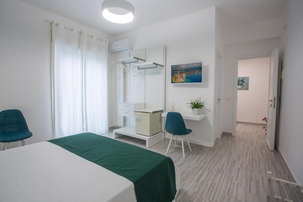 B&B Al Centro Messina Eksteriør billede